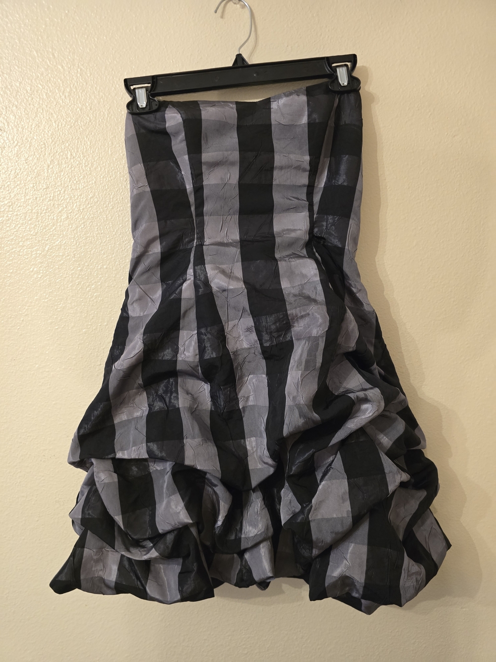 Y2K Black and Gray Checked Strapless Ruffled Hem Dress